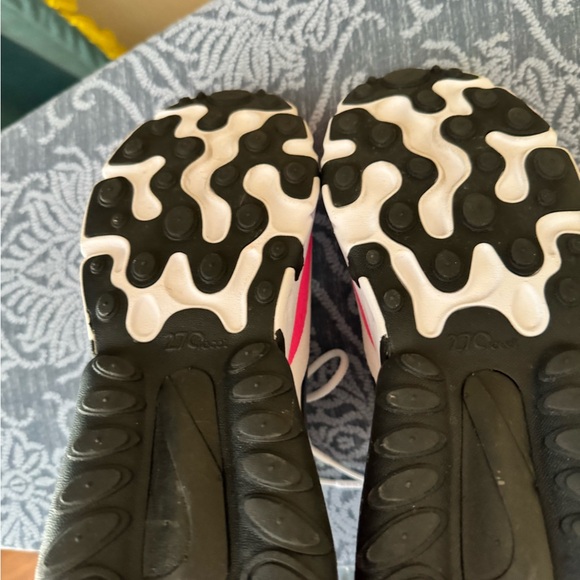 Nike Sneakers - Picture 4 of 4